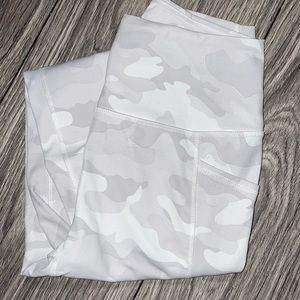Soft White Camo Cropped Legging